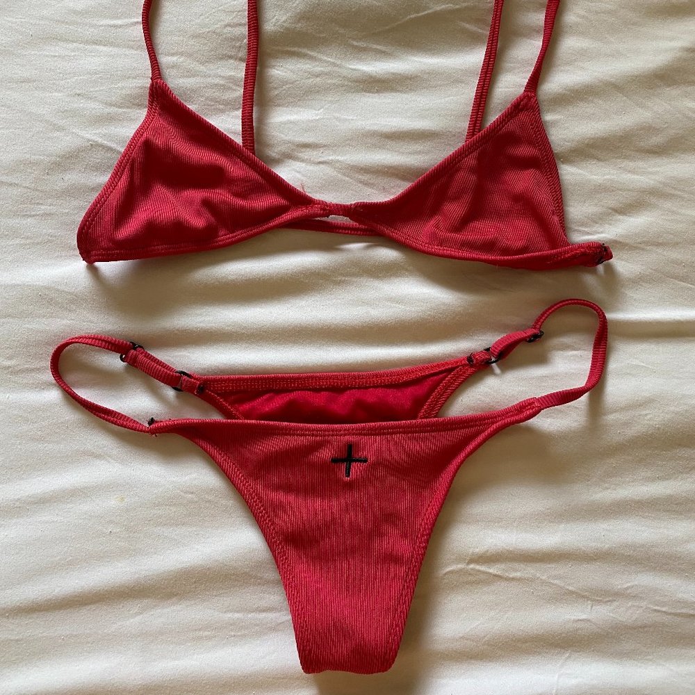 Coulbourne Siren Bikini Set Red